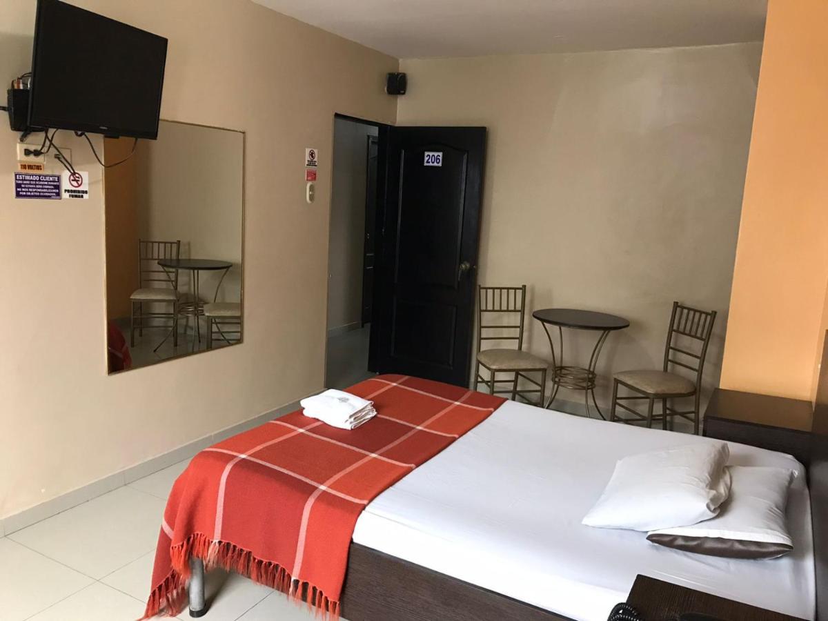 Hostal Bellagio جواياكيل المظهر الخارجي الصورة