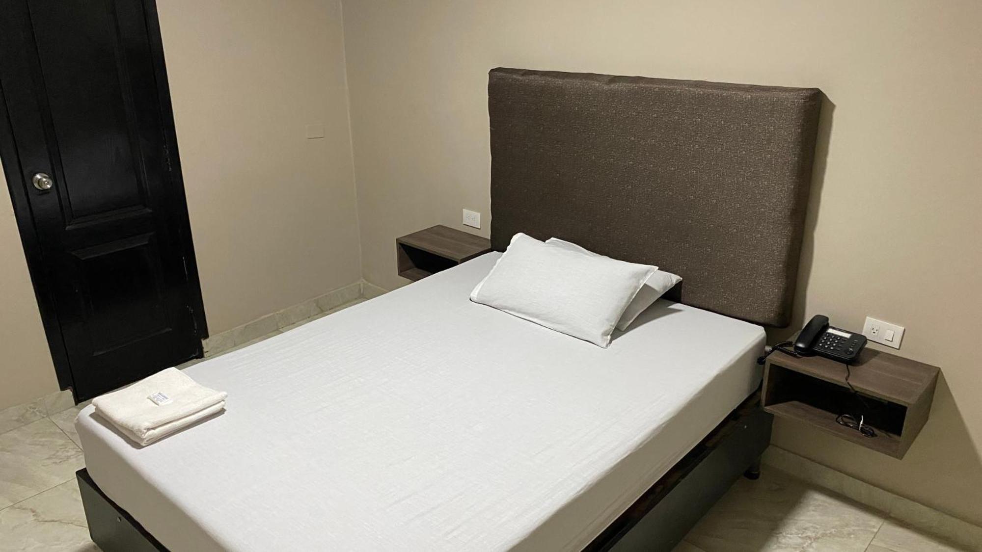 Hostal Bellagio جواياكيل المظهر الخارجي الصورة